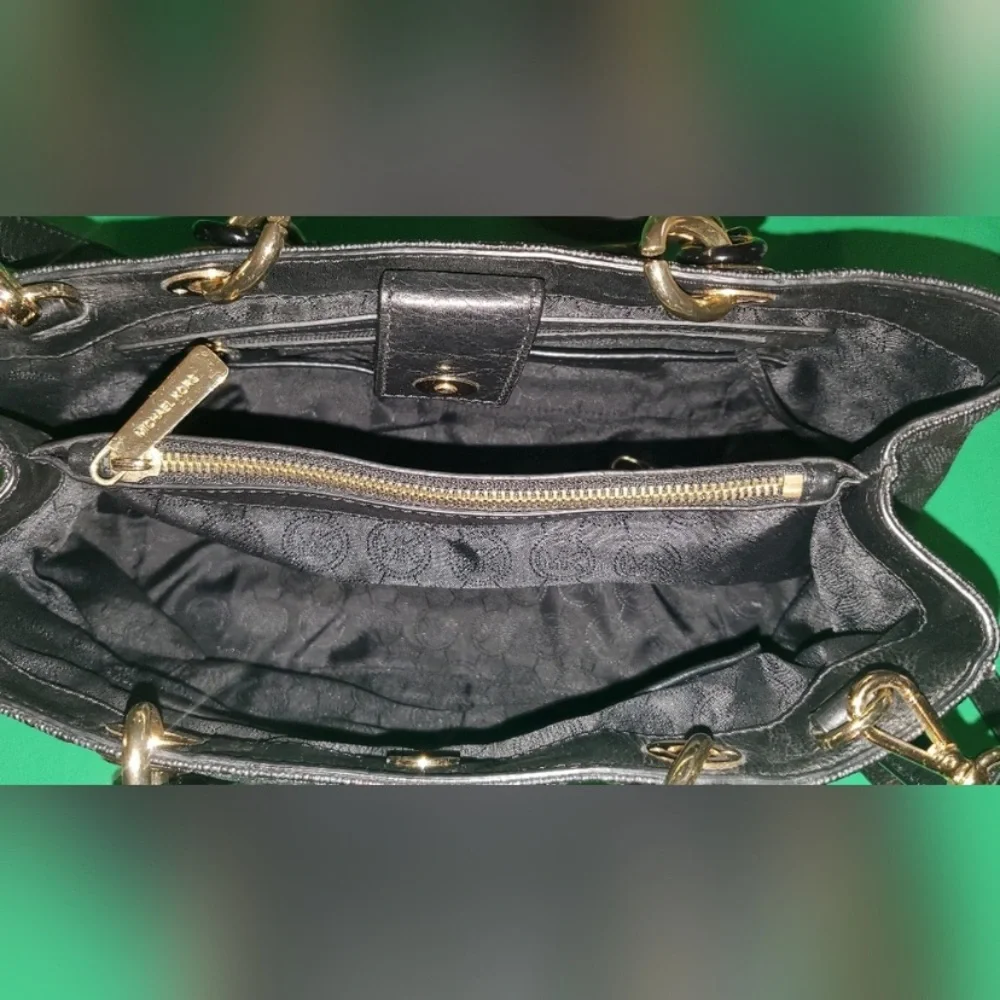 Michael Kors Cynthia Saffiano Leather Logo Satchel Tote Crossbody Bag - Picture 12 of 15